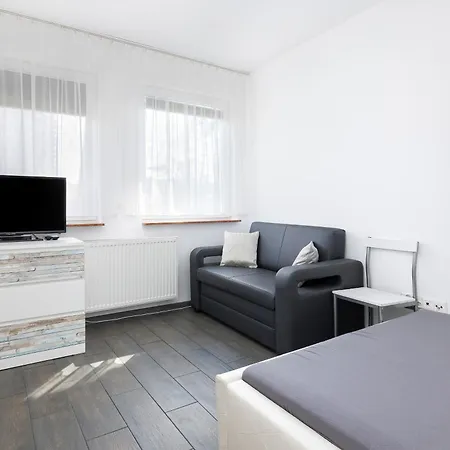 Guest house Domek Cos Innego - Zaledwie 150 M Do Plazy 3*